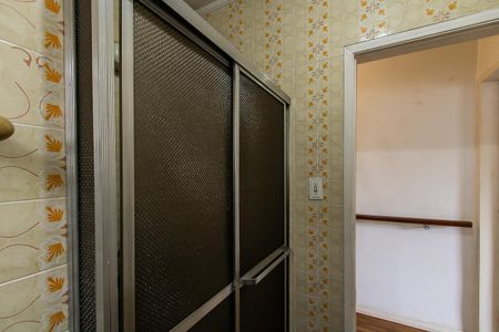 Casa à venda com 125m², 3 quartos e 2 vagasBanheiro