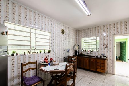 Casa à venda com 125m², 3 quartos e 2 vagasCozinha