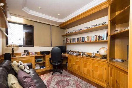 Apartamento à venda com 239m², 4 quartos e 2 vagas