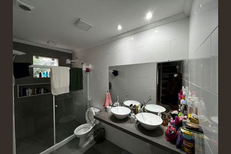 Casa à venda com 4 quartos, 250m² em Vargem Grande, Rio de Janeiro