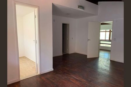 Casa à venda com 5 quartos, 1000m² em Barra da Tijuca, Rio de Janeiro