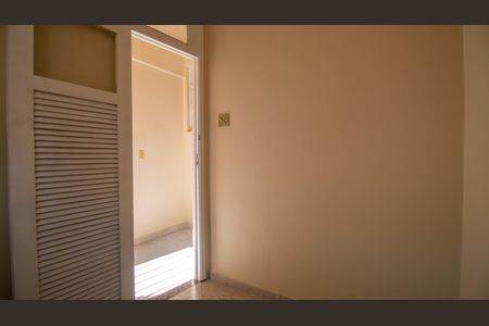 Apartamento à venda com 64m², 2 quartos e sem vagaQuarto de Serviço