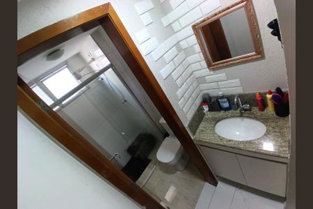 Apartamento à venda com 73m², 2 quartos e 1 vaga Apartamento à venda com 73m², 2 quartos e 1 vagaBanheiro 1