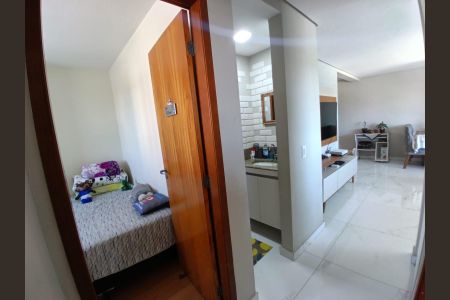 Apartamento à venda com 73m², 2 quartos e 1 vaga Apartamento à venda com 73m², 2 quartos e 1 vagaCorredor