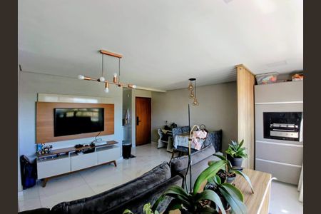 Apartamento à venda com 73m², 2 quartos e 1 vaga Apartamento à venda com 73m², 2 quartos e 1 vagaSala