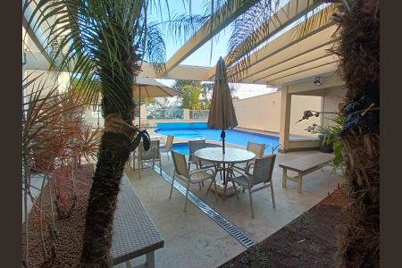 Apartamento à venda com 73m², 2 quartos e 1 vaga Apartamento à venda com 73m², 2 quartos e 1 vagaÁrea comum