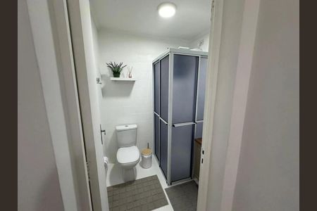 Banheiro de apartamento à venda com 2 quartos, 55m² em Limão, São Paulo