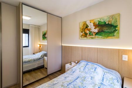 Quarto 1 de apartamento à venda com 2 quartos, 50m² em Vila Suzana, São Paulo