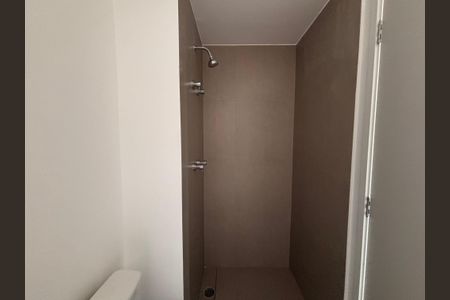 Studio para alugar com 33m², 1 quarto e sem vaga Studio para alugar com 33m², 1 quarto e sem vagaBanheiro