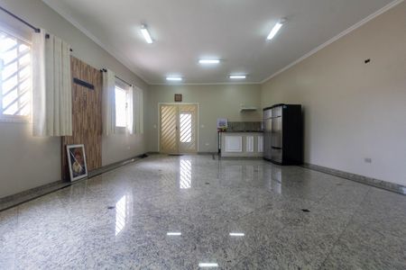 Studio para alugar com 370m², 1 quarto e 5 vagas Studio para alugar com 370m², 1 quarto e 5 vagasStudio