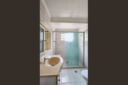 Casa à venda com 165m², 3 quartos e 2 vagasBanheiro Social