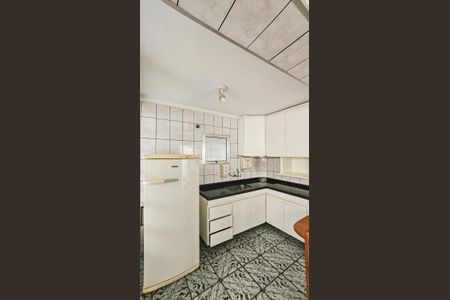 Casa à venda com 165m², 3 quartos e 2 vagasCozinha