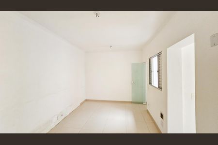 Casa à venda com 165m², 3 quartos e 2 vagasSuíte