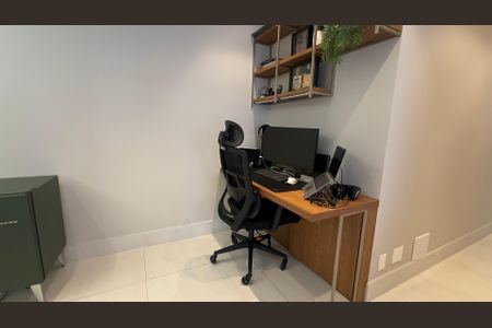 Apartamento para alugar com 95m², 2 quartos e 2 vagasEscritório