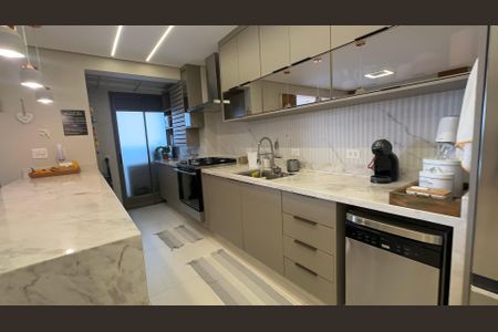 Apartamento para alugar com 95m², 2 quartos e 2 vagasCozinha