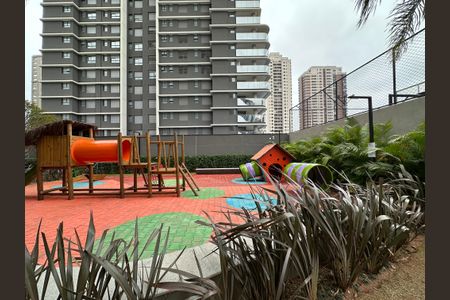 Apartamento para alugar com 95m², 2 quartos e 2 vagasÁrea comum - Playground