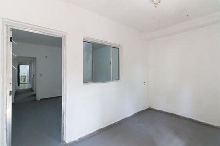 Casa para alugar com 50m², 2 quartos e sem vaga Casa para alugar com 50m², 2 quartos e sem vagaQuintal