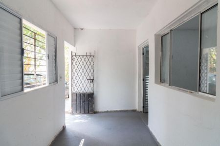 Casa para alugar com 50m², 2 quartos e sem vaga Casa para alugar com 50m², 2 quartos e sem vagaQuintal