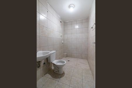 Casa para alugar com 50m², 2 quartos e sem vaga Casa para alugar com 50m², 2 quartos e sem vagaBanheiro