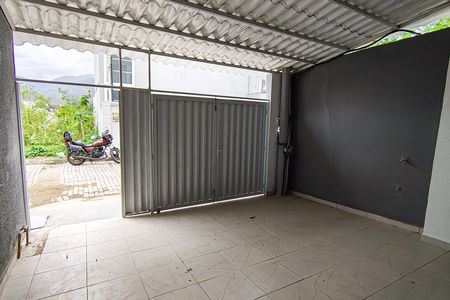Casa de condomínio para alugar com 70m², 3 quartos e 2 vagas Casa de condomínio para alugar com 70m², 3 quartos e 2 vagasGaragem