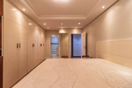 Apartamento para alugar com 164m², 3 quartos e 2 vagas Apartamento para alugar com 164m², 3 quartos e 2 vagasSuíte