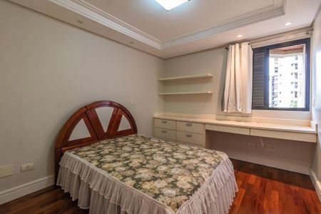 Apartamento para alugar com 164m², 3 quartos e 2 vagas Apartamento para alugar com 164m², 3 quartos e 2 vagasQuarto 2