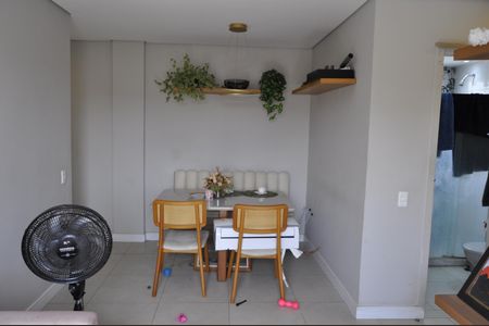 Apartamento à venda com 70m², 2 quartos e 1 vagaSala