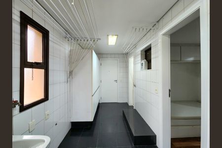 Apartamento à venda com 198m², 3 quartos e 3 vagasÁrea de Serviço