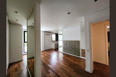 Apartamento à venda com 198m², 3 quartos e 3 vagasSuíte 3