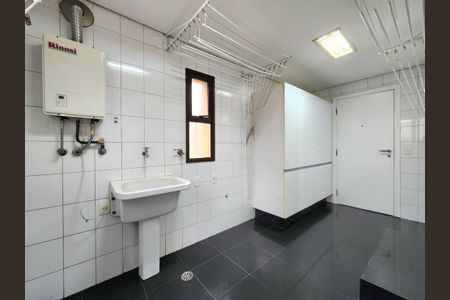 Apartamento à venda com 198m², 3 quartos e 3 vagasÁrea de Serviço