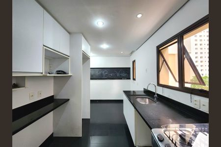 Apartamento à venda com 198m², 3 quartos e 3 vagasCozinha