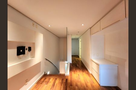Apartamento à venda com 198m², 3 quartos e 3 vagasCorredor