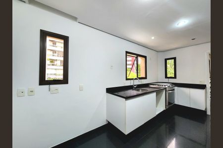 Apartamento à venda com 198m², 3 quartos e 3 vagasCozinha