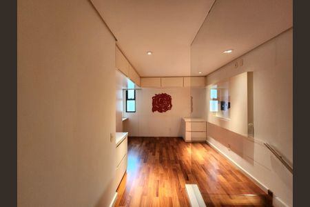 Apartamento à venda com 198m², 3 quartos e 3 vagasCorredor