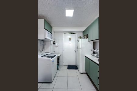 Apartamento à venda com 38m², 2 quartos e sem vaga Apartamento à venda com 38m², 2 quartos e sem vagaCozinha e Área de Serviço