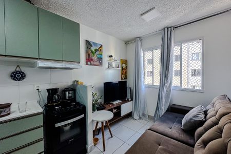 Apartamento à venda com 38m², 2 quartos e sem vaga Apartamento à venda com 38m², 2 quartos e sem vagaSala