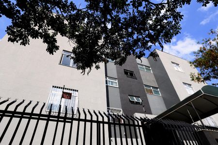 Apartamento para alugar com 72m², 2 quartos e 1 vagaFachada