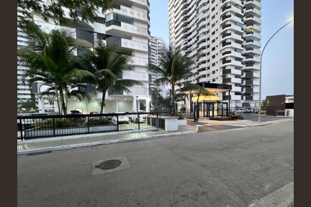 Apartamento à venda com 180m², 3 quartos e 2 vagasFachada