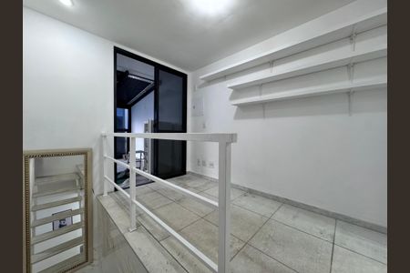 Apartamento à venda com 180m², 3 quartos e 2 vagasCorredor