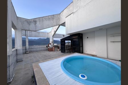 Apartamento à venda com 180m², 3 quartos e 2 vagasCobertura