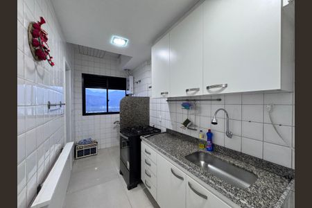 Apartamento à venda com 180m², 3 quartos e 2 vagasCozinha 