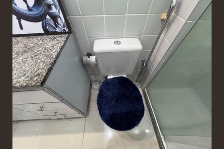 Apartamento à venda com 180m², 3 quartos e 2 vagasSuíte - Banheiro