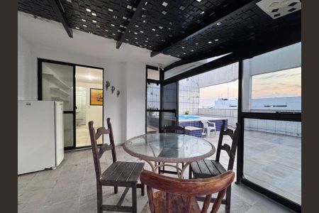 Apartamento à venda com 180m², 3 quartos e 2 vagasCobertura