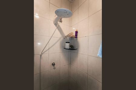 Casa à venda com 107m², 2 quartos e 2 vagasBanheiro da Suíte