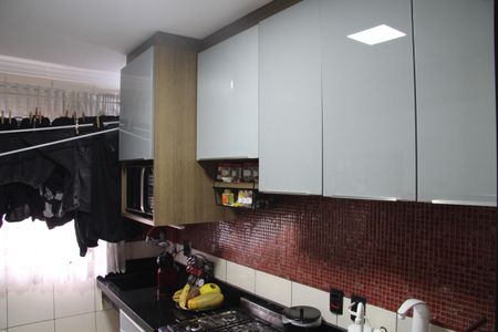 Apartamento à venda com 62m², 2 quartos e 1 vagaCozinha e Área de Serviço