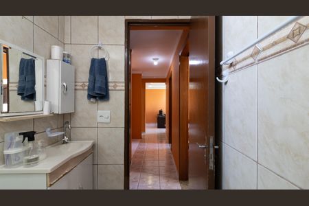 Apartamento à venda com 58m², 2 quartos e 1 vaga Apartamento à venda com 58m², 2 quartos e 1 vagaBanheiro