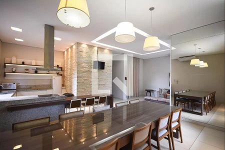 Apartamento para alugar com 104m², 2 quartos e 2 vagas Apartamento para alugar com 104m², 2 quartos e 2 vagasEspaço Gourmet