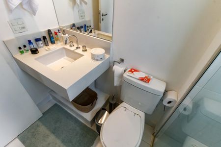 Apartamento para alugar com 104m², 2 quartos e 2 vagas Apartamento para alugar com 104m², 2 quartos e 2 vagasBanheiro da Suíte 1