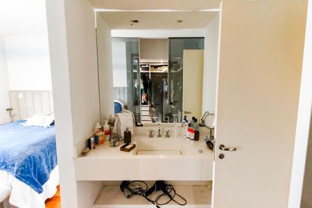 Apartamento para alugar com 104m², 2 quartos e 2 vagas Apartamento para alugar com 104m², 2 quartos e 2 vagasBanheiro da Suíte 2