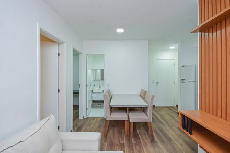 Sala de apartamento para alugar com 2 quartos, 41m² em Vila Isa, São Paulo